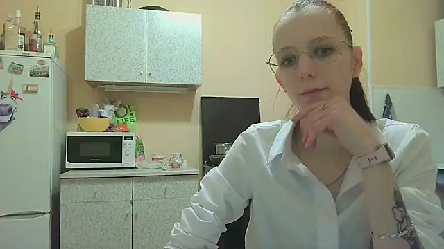 Lucy Divine online show from October 13, 2025, 7:36 pm