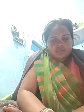 Rashi cut online show from October 14, 2025, 3:02 pm