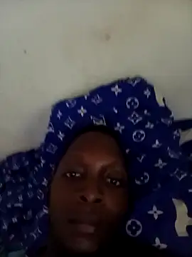 Snapshot of Biguyzi chatting on February 15, 2026, 11:30 am Biguyzi online show from February 15, 2026, 11:30 am