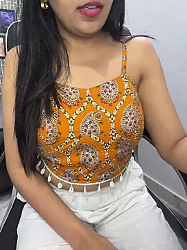 Riya-6969 online show from April 13, 2026, 11:59 am