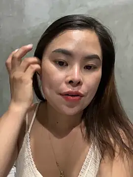 Snapshot of han-cute chatting on September 23, 2025, 1:36 pm han-cute online show from September 23, 2025, 1:36 pm