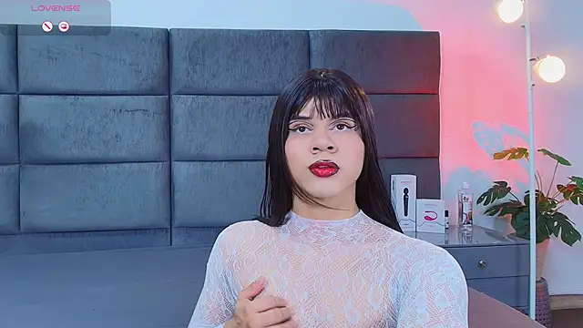 Slenna Moon online show from March 13, 2026, 10:27 pm