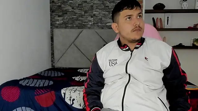 Sexxyy Couple  online show from March 1, 2026, 5:09 am