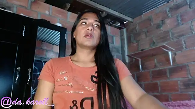 Snapshot of _Diviine_karoll_ chatting on September 15, 2025, 6:19 pm  Diviine karoll  online show from September 15, 2025, 6:19 pm