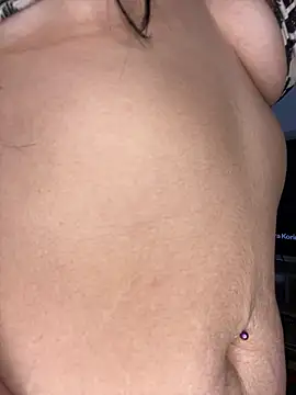 tianastone  online show from October 11, 2025, 3:28 am