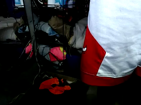 crystal new online show from September 17, 2025, 5:25 pm