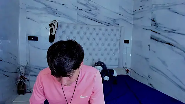 Ari and Storm online show from February 5, 2026, 12:59 am