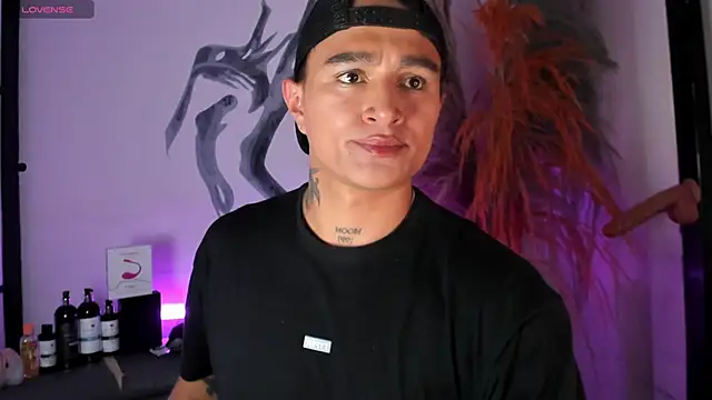 Snapshot of LiamDeep chatting on October 23, 2025, 9:02 pm LiamDeep online show from October 23, 2025, 9:02 pm