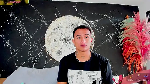 LiamDeep online show from November 23, 2025, 3:45 pm