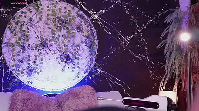 LiamDeep online show from December 20, 2025, 6:48 pm