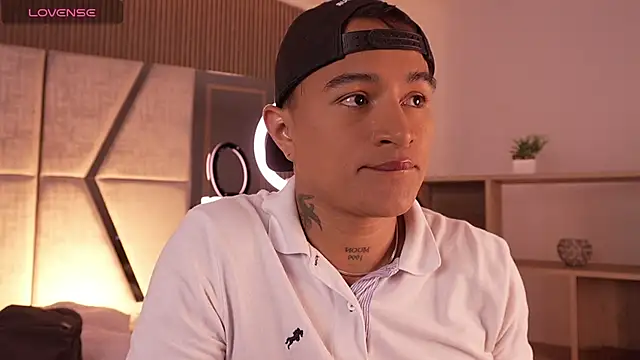 LiamDeep online show from January 14, 2026, 8:36 pm