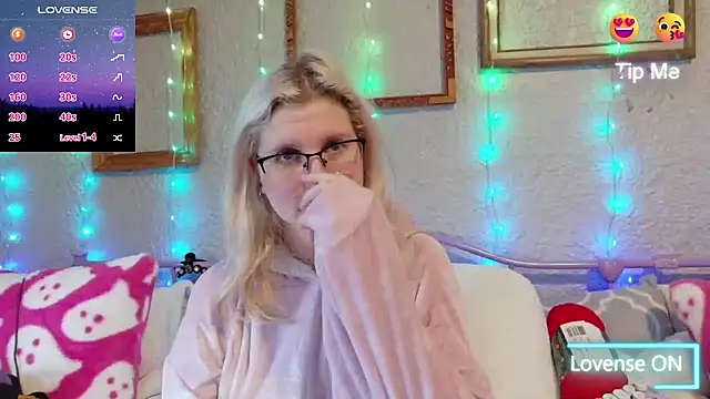 samanthamalichite online show from January 16, 2026, 3:05 pm