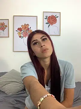  sweet chloe  online show from September 10, 2025, 9:26 pm