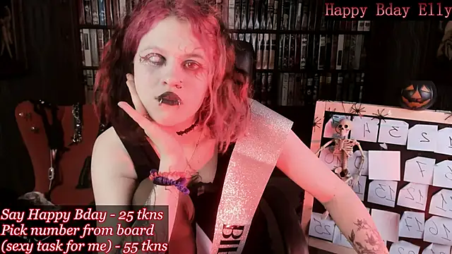 NoelleGothicShadow online show from October 25, 2025, 10:48 pm