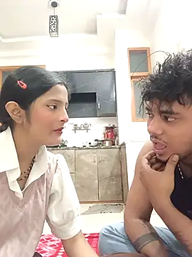 romantic couple1 online show from February 11, 2026, 12:15 am