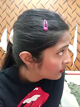 romantic couple1 online show from February 25, 2026, 1:59 am