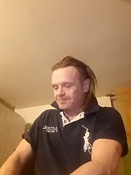 Kuba Gd online show from February 25, 2025, 2:03 am