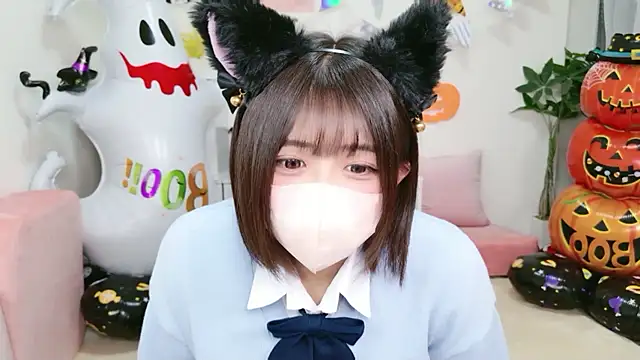 Hinata Sun online show from October 27, 2025, 10:30 am