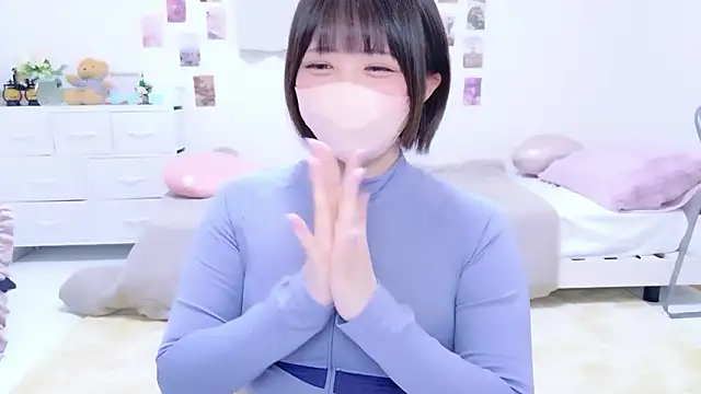 Hinata Sun online show from March 18, 2026, 12:08 pm