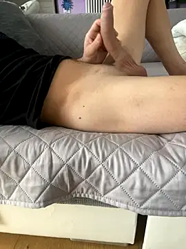 bananasex204 online show from November 15, 2025, 2:46 pm