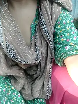 Snapshot of hezabi_queen07 chatting on September 10, 2025, 10:26 am hezabi queen07 online show from September 10, 2025, 10:26 am