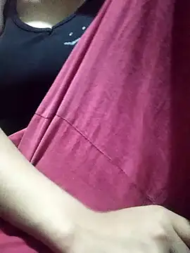 Snapshot of hezabi_queen07 chatting on September 18, 2025, 8:22 pm hezabi queen07 online show from September 18, 2025, 8:22 pm