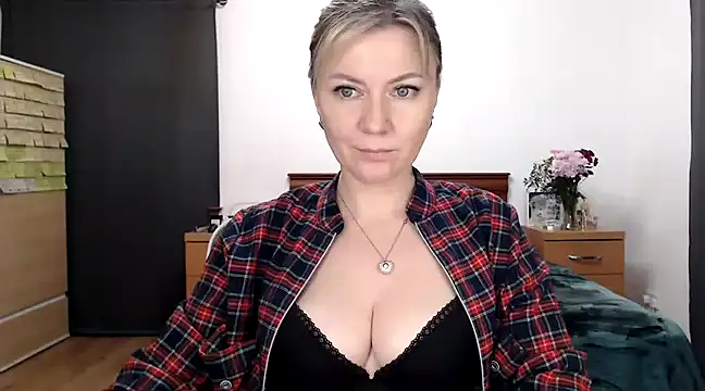 ParadiseAlina online show from February 10, 2025, 9:25 pm