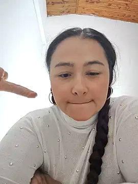 Freyacooper online show from October 13, 2025, 1:27 am