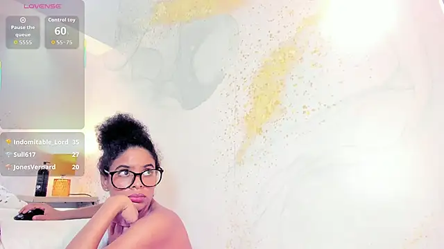 SheyLopez online show from January 9, 2026, 9:01 am