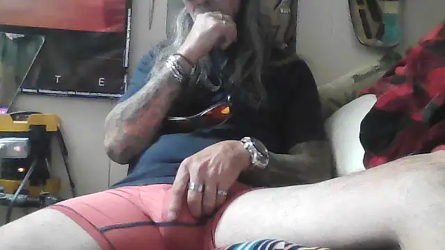 crassanova online show from February 19, 2026, 9:49 am