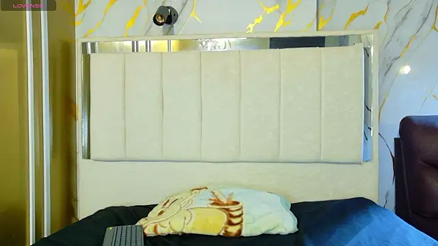 Kristall 06 online show from March 7, 2026, 4:20 am