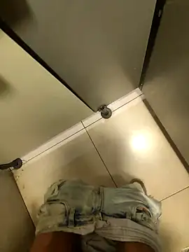 biswasb900 online show from October 1, 2025, 11:44 pm