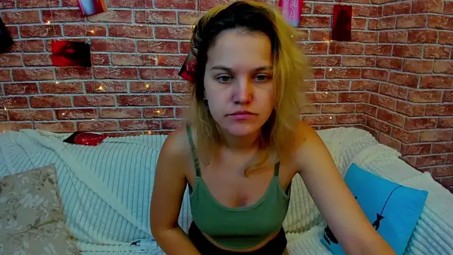 Hot   Jess online show from September 10, 2025, 3:17 am