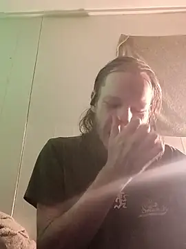 Poundtown1226 online show from March 4, 2026, 9:04 am