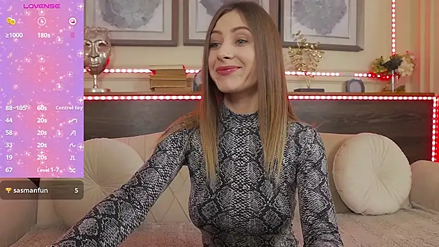 MuseDollX online show from November 18, 2025, 7:18 pm