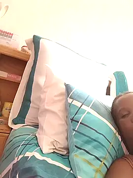 Snapshot of sweetdebbiexxxx chatting on January 13, 2026, 3:39 pm sweetdebbiexxxx online show from January 13, 2026, 3:39 pm