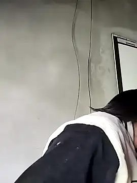 kute-00 online show from January 11, 2026, 3:55 am