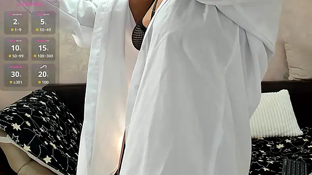 Snapshot of Alexya_Kat chatting on October 17, 2025, 6:27 am Alexya Kat online show from October 17, 2025, 6:27 am