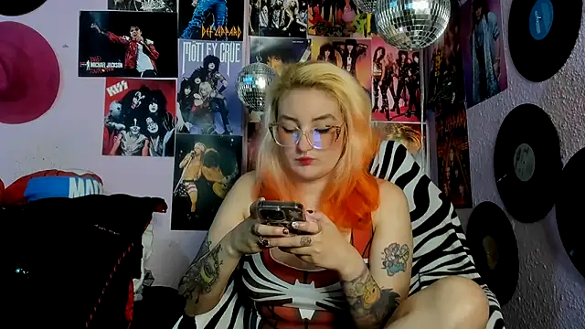 Snapshot of Avril_Maria chatting on February 25, 2026, 6:06 pm Avril Maria online show from February 25, 2026, 6:06 pm