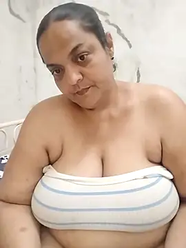 Snapshot of Vydinha chatting on September 26, 2025, 9:19 pm Vydinha online show from September 26, 2025, 9:19 pm