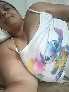 Snapshot of Vydinha chatting on October 22, 2025, 12:22 am Vydinha online show from October 22, 2025, 12:22 am