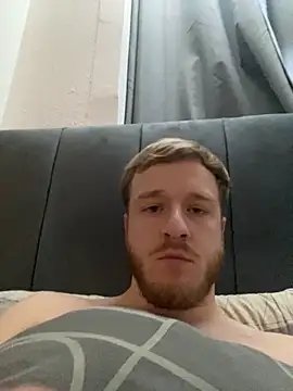 Girthyone20 online show from October 22, 2025, 2:50 pm