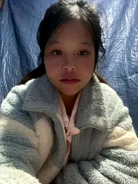 O o UwU o O online show from November 24, 2025, 10:04 am