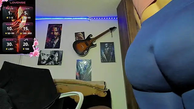 moonligth18 online show from March 2, 2026, 10:49 pm