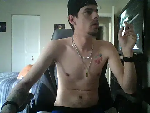 Snapshot of latinosatiro94 chatting on February 2, 2026, 7:45 pm latinosatiro94 online show from February 2, 2026, 7:45 pm