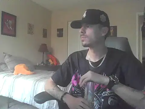 latinosatiro94 online show from July 17, 2026, 12:28 am