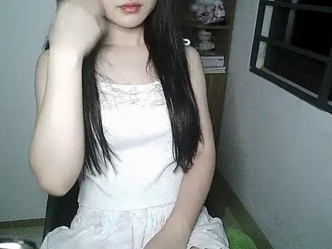 Annabelle-e online show from September 18, 2025, 6:54 pm