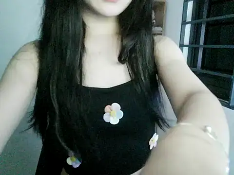 Annabelle-e online show from October 17, 2025, 7:27 pm