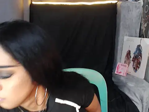 SerenityFoxx online show from November 7, 2025, 6:08 pm