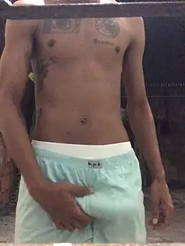 lcsexy45 online show from April 21, 2026, 4:41 am